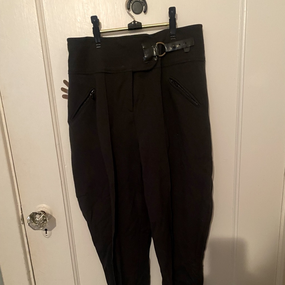 Dark olive green, vintage Infinitif, riding-style pants. French size 40.